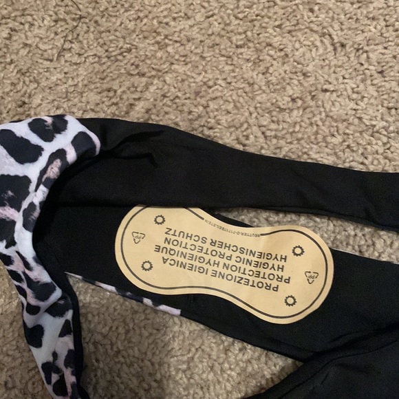 Leopard and black bikini set brand new never worn - Picture 5 of 5